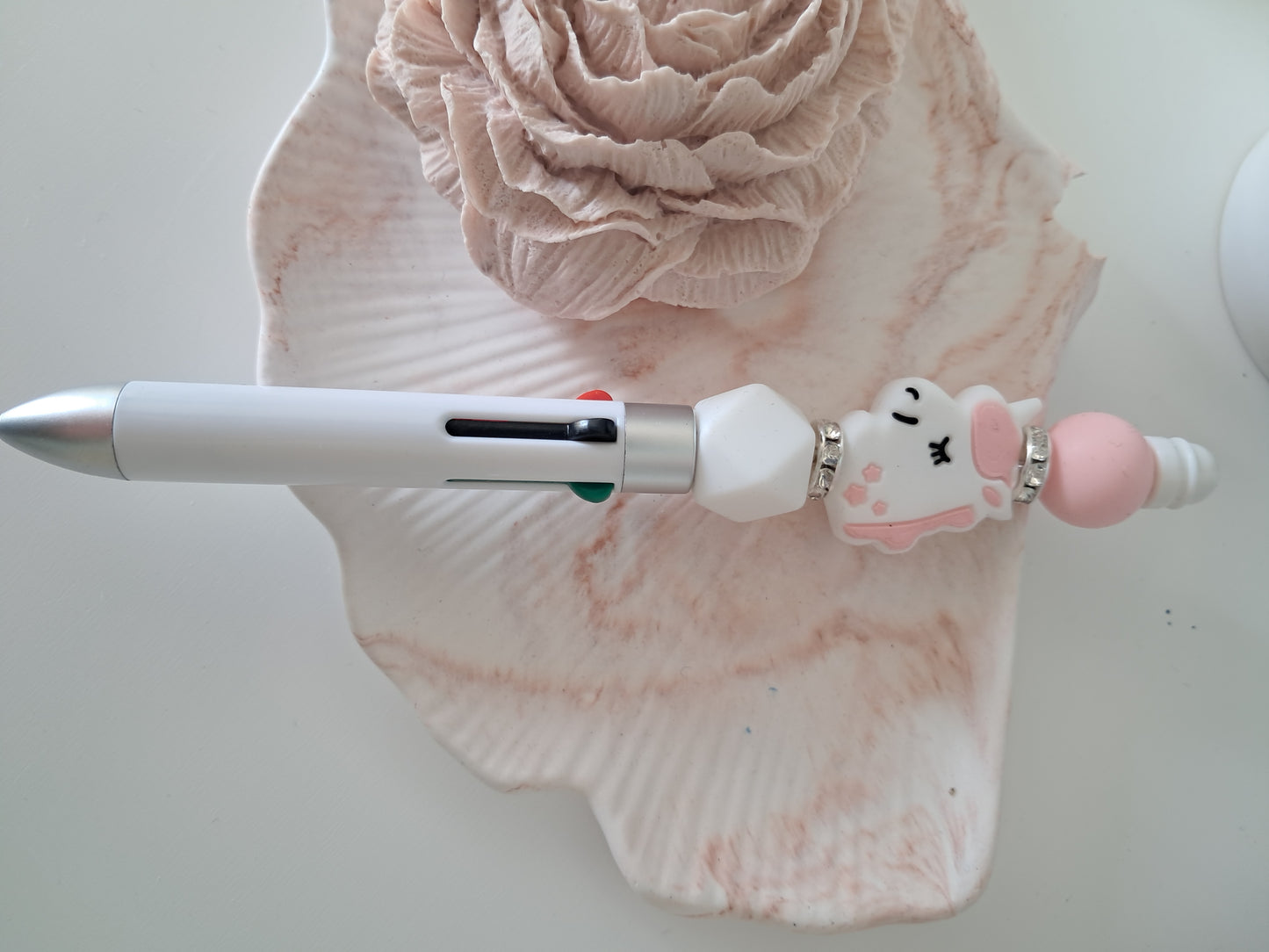 Stylo et porte clefs rigolos